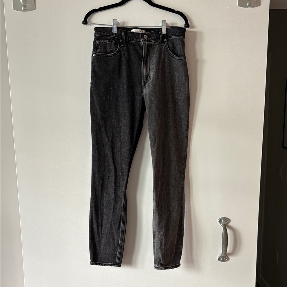 Abercrombie & Fitch High Rise Skinny Jeans